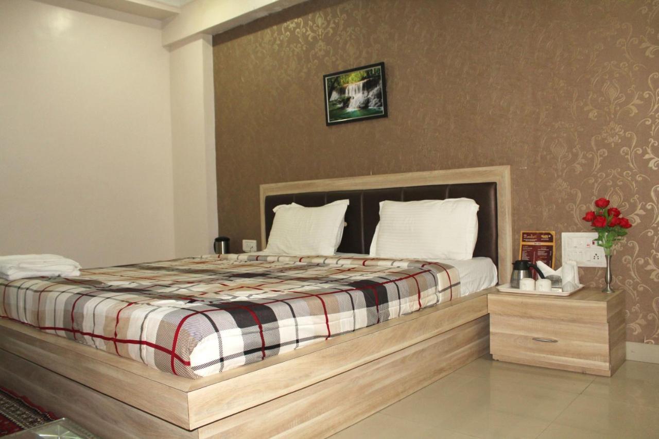 Hotel Anandam Kānker Kültér fotó