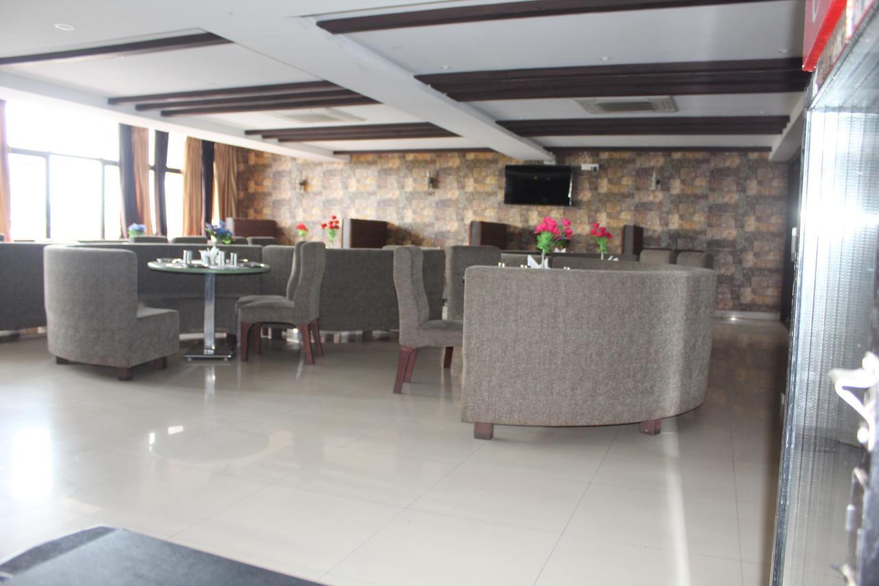 Hotel Anandam Kānker Kültér fotó