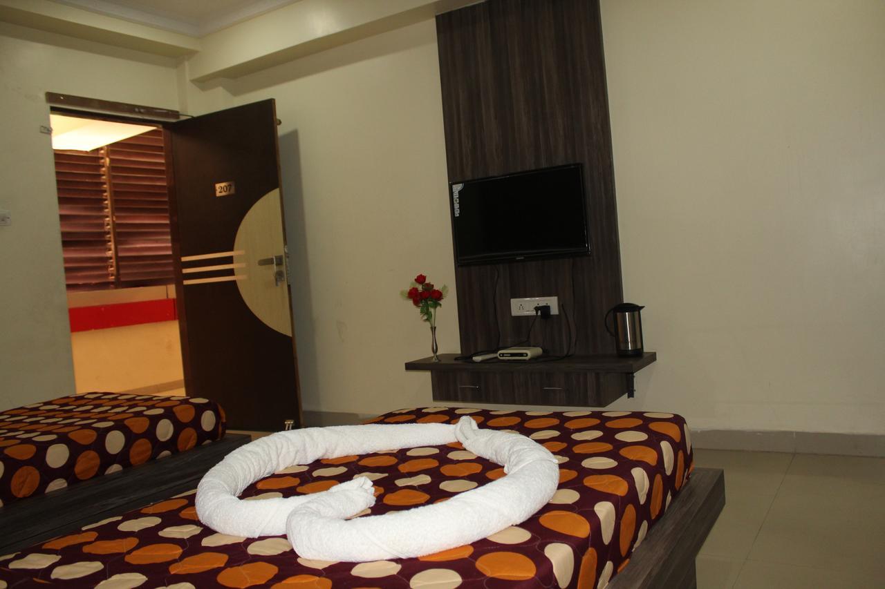 Hotel Anandam Kānker Kültér fotó