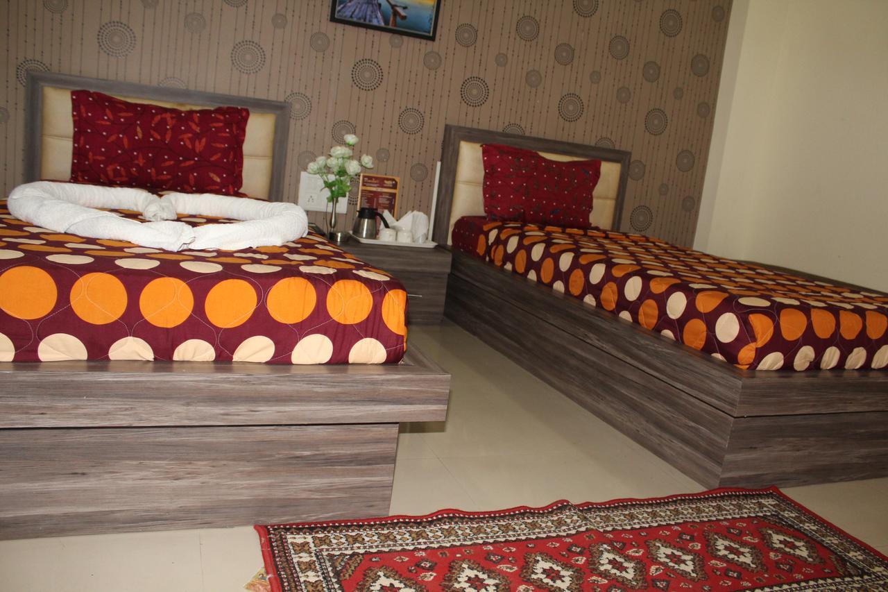 Hotel Anandam Kānker Kültér fotó
